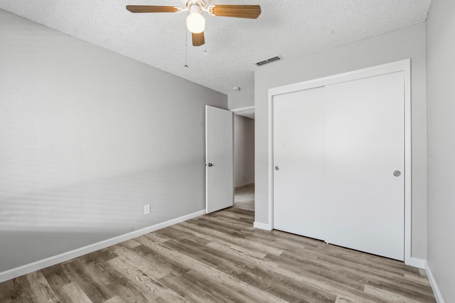2712 Floyd Ave, Modesto, CA 95355