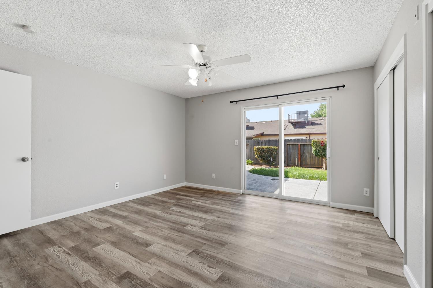 2712 Floyd Ave, Modesto, CA 95355