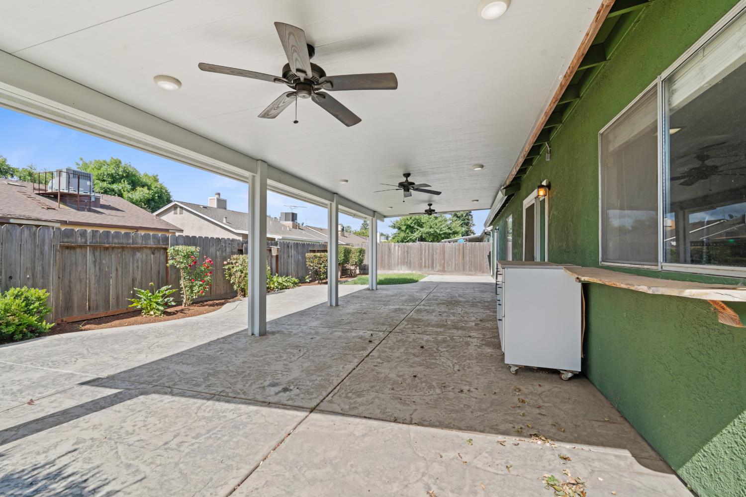 2712 Floyd Ave, Modesto, CA 95355