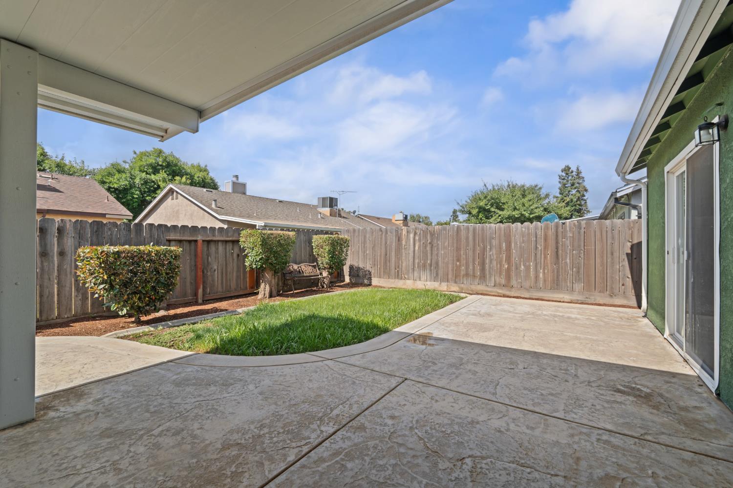 2712 Floyd Ave, Modesto, CA 95355