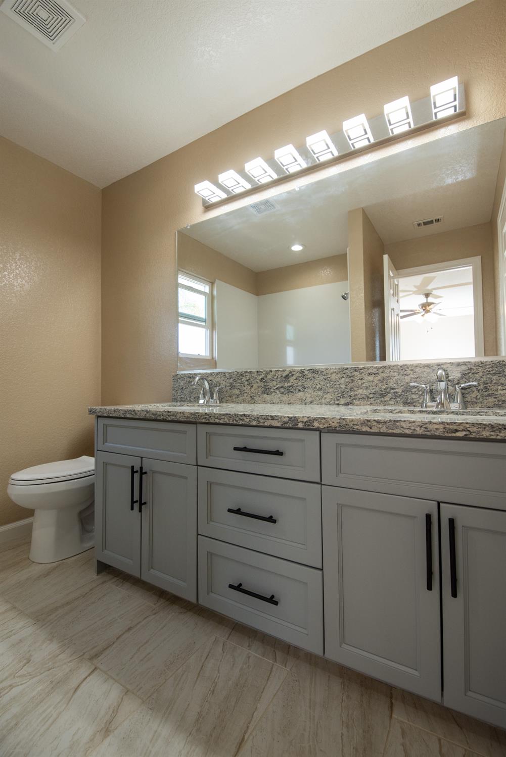 Open Photo