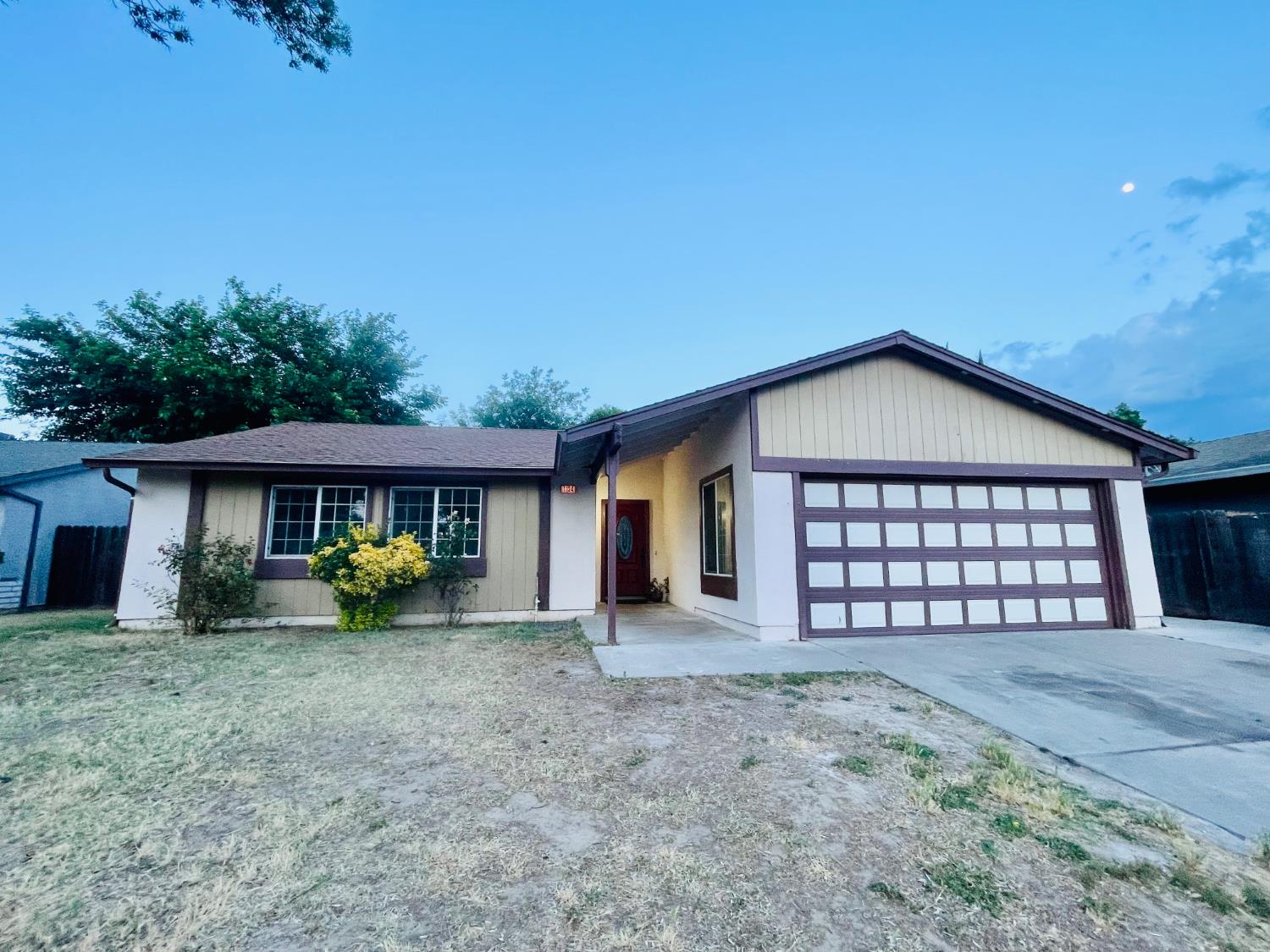 1124 Speer Dr, Modesto, CA 95358