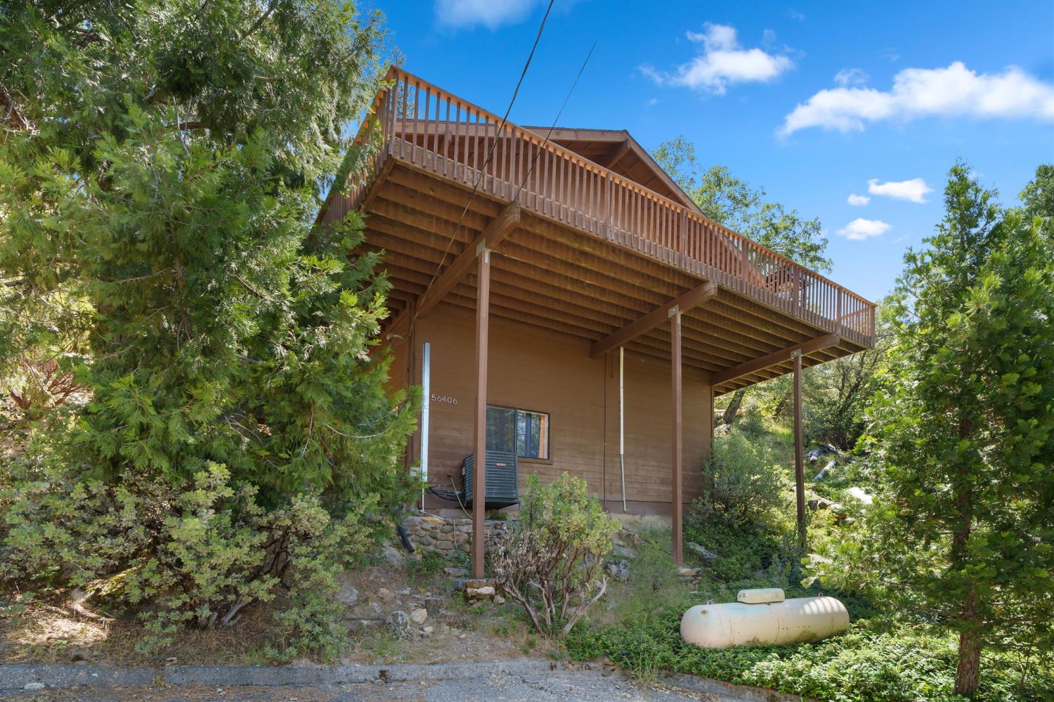 56406 Marina View Way, Bass Lake, CA 93604