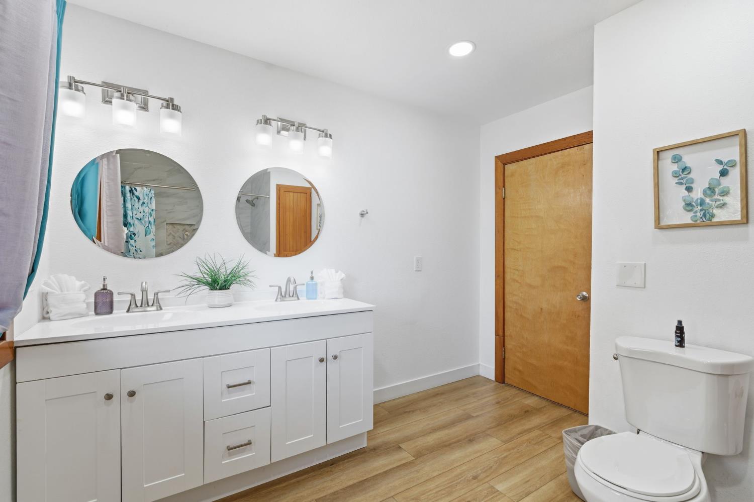 56406 Marina View Way, Bass Lake, CA 93604