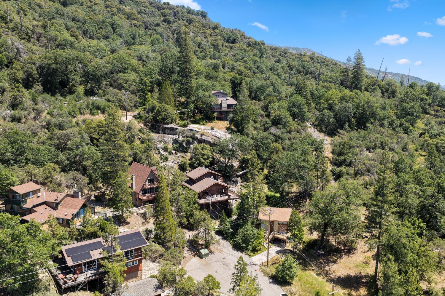 56406 Marina View Way, Bass Lake, CA 93604