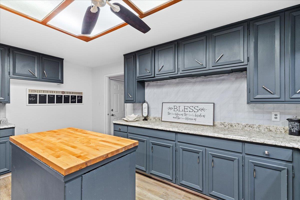 25832 Magnolia Rd, Escalon, CA 95320
