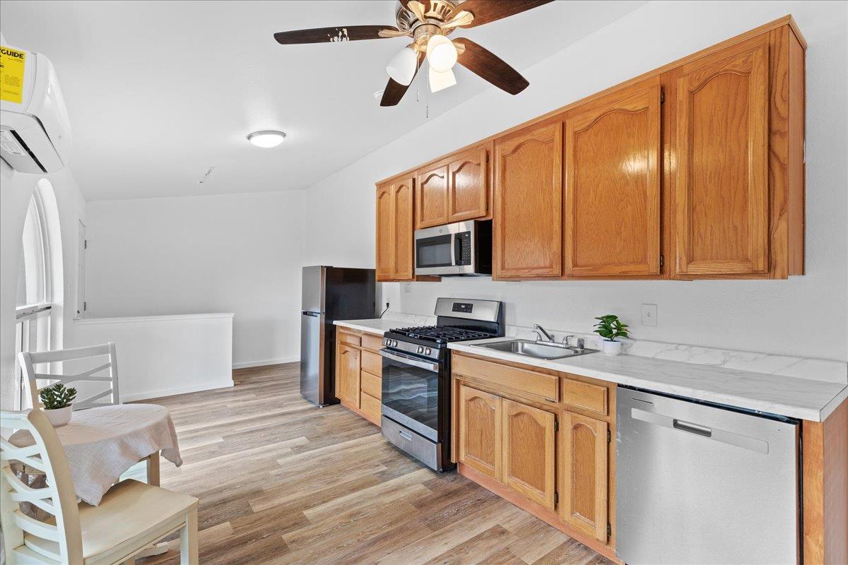 25832 Magnolia Rd, Escalon, CA 95320