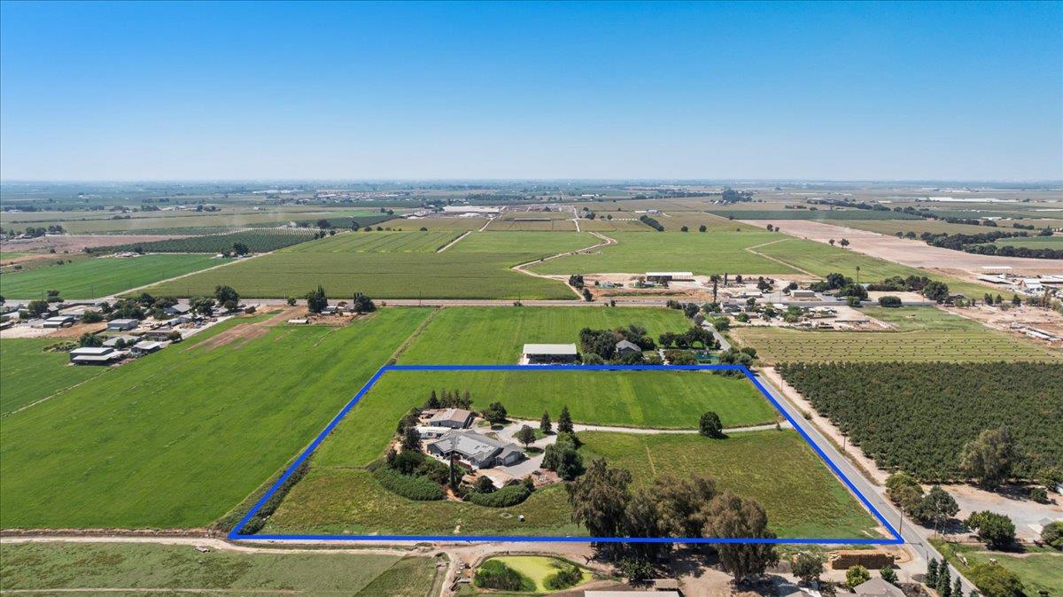 25832 Magnolia Rd, Escalon, CA 95320