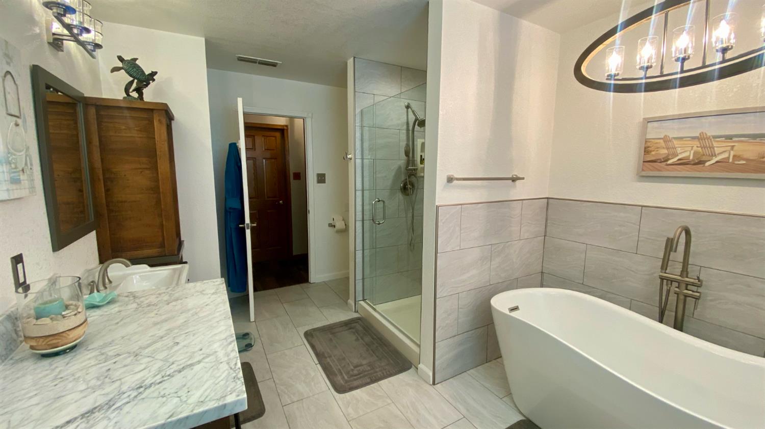 5012 Ustick Rd, Modesto, CA 95358