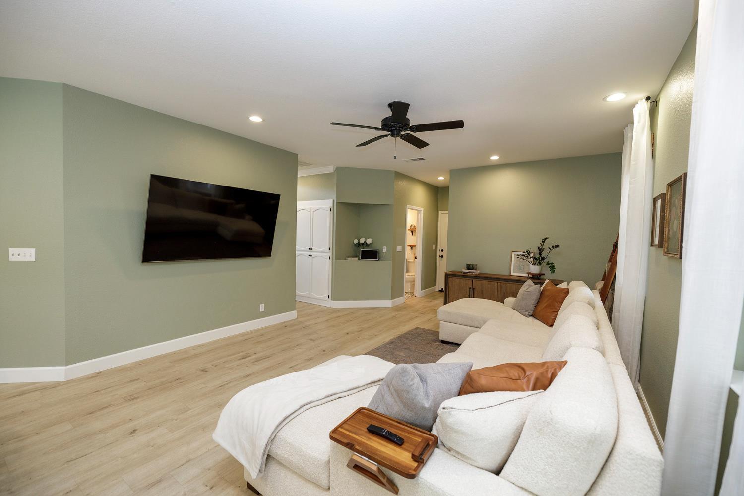 428 Douma Way, Ripon, CA 95366