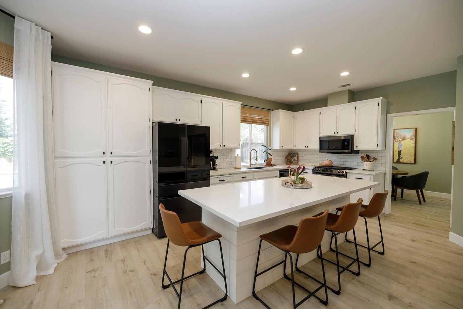 428 Douma Way, Ripon, CA 95366