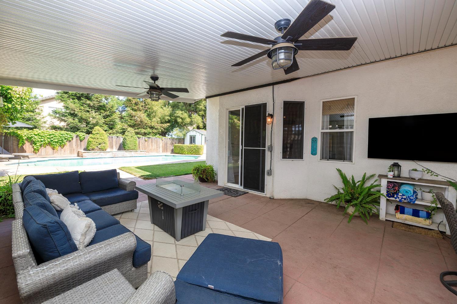 428 Douma Way, Ripon, CA 95366