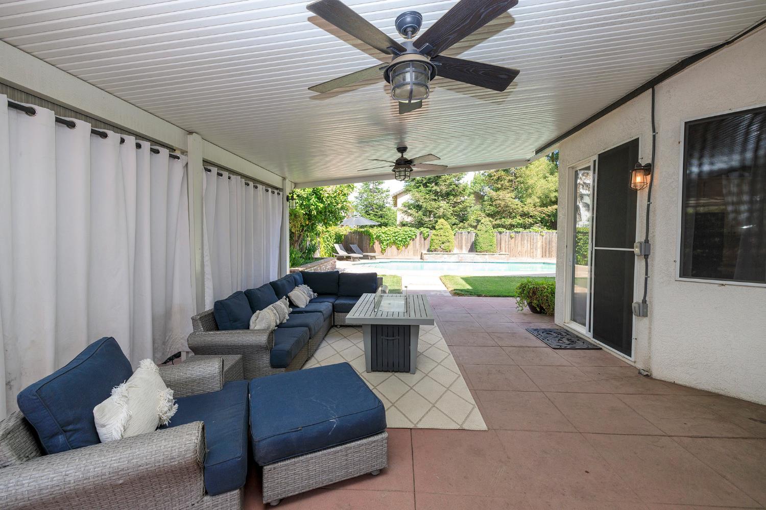 428 Douma Way, Ripon, CA 95366