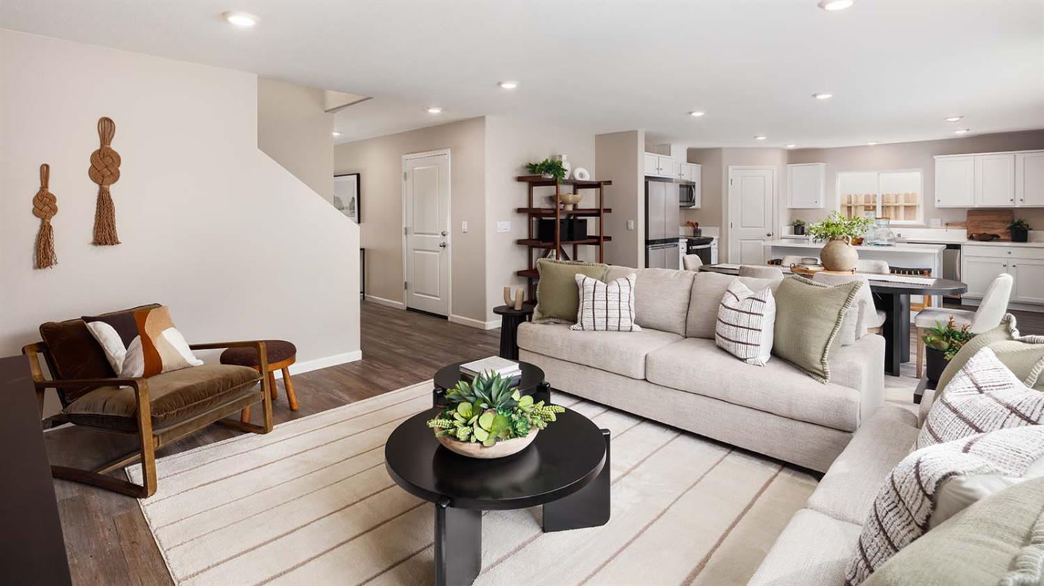 13003 Crescent St, Waterford, CA 95386