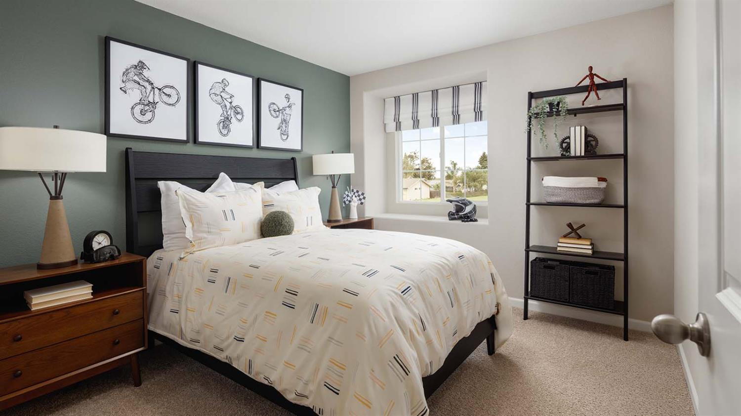 13003 Crescent St, Waterford, CA 95386