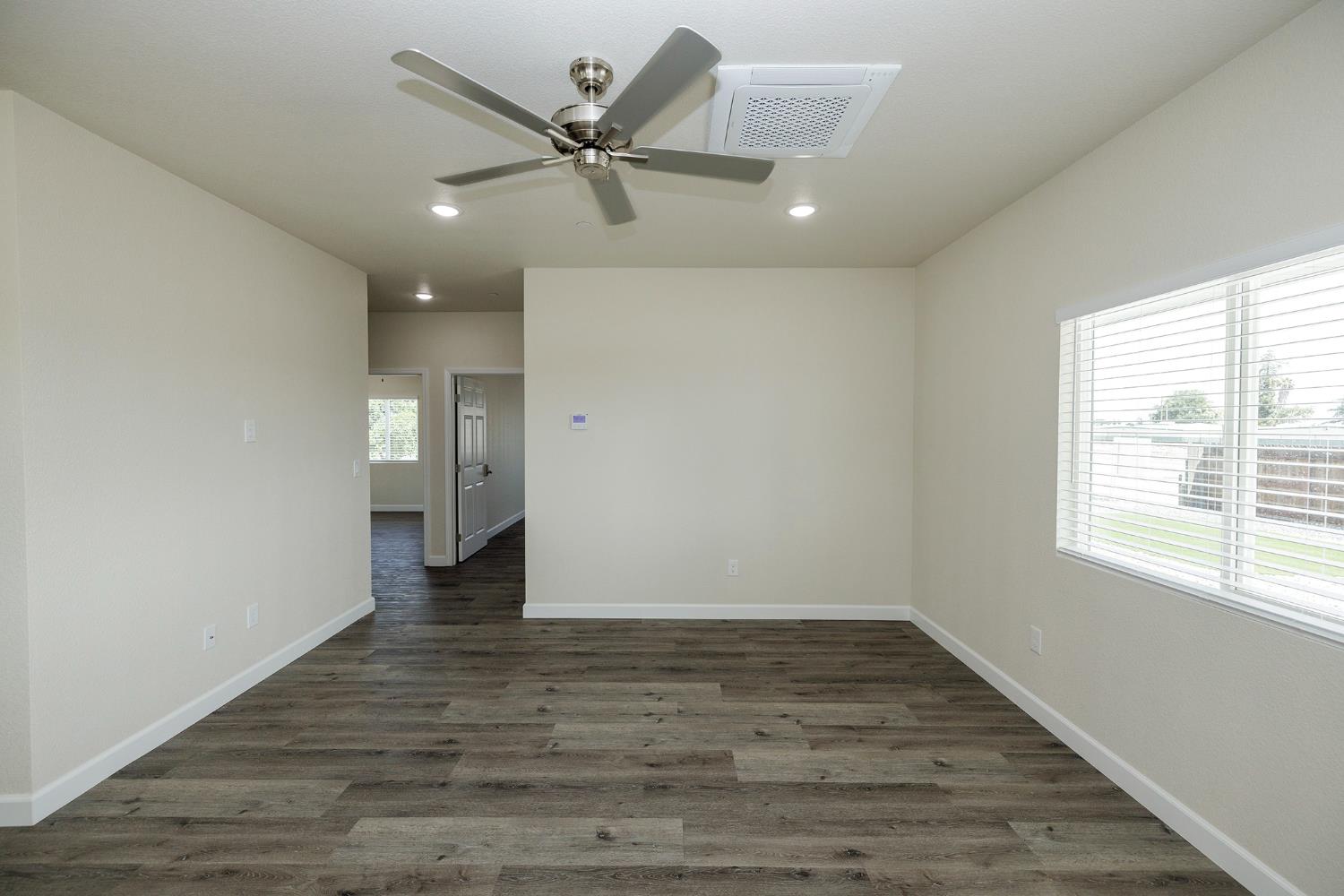 720 N 2nd St, Patterson, CA 95363