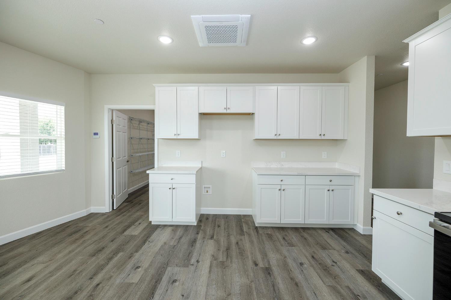 720 N 2nd St, Patterson, CA 95363