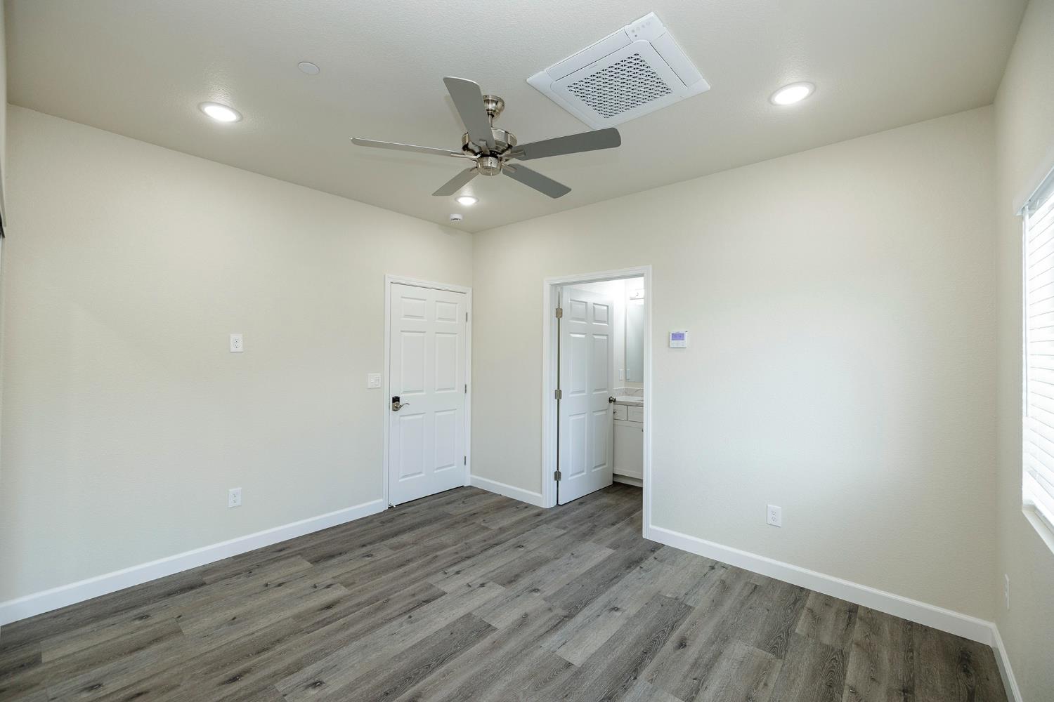 720 N 2nd St, Patterson, CA 95363