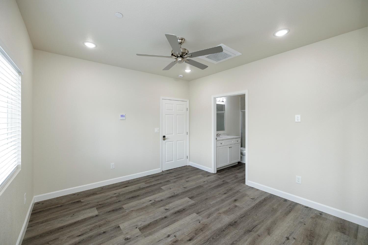 720 N 2nd St, Patterson, CA 95363