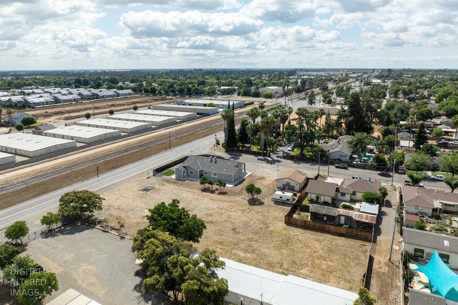 720 N 2nd St, Patterson, CA 95363