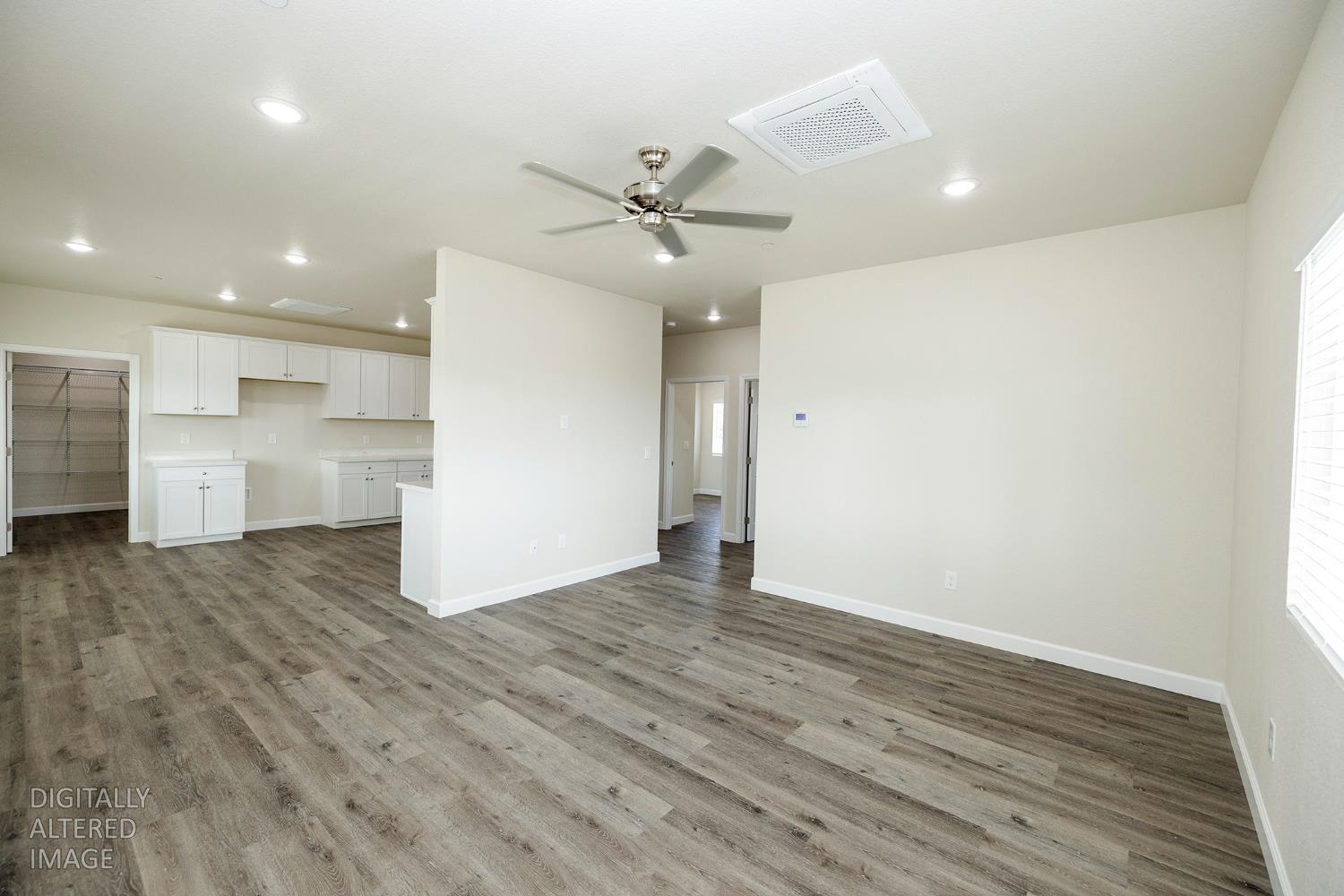 720 N 2nd St, Patterson, CA 95363