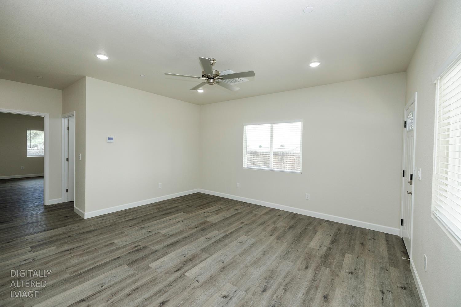 720 N 2nd St, Patterson, CA 95363
