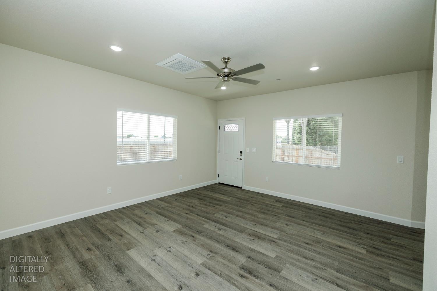 720 N 2nd St, Patterson, CA 95363