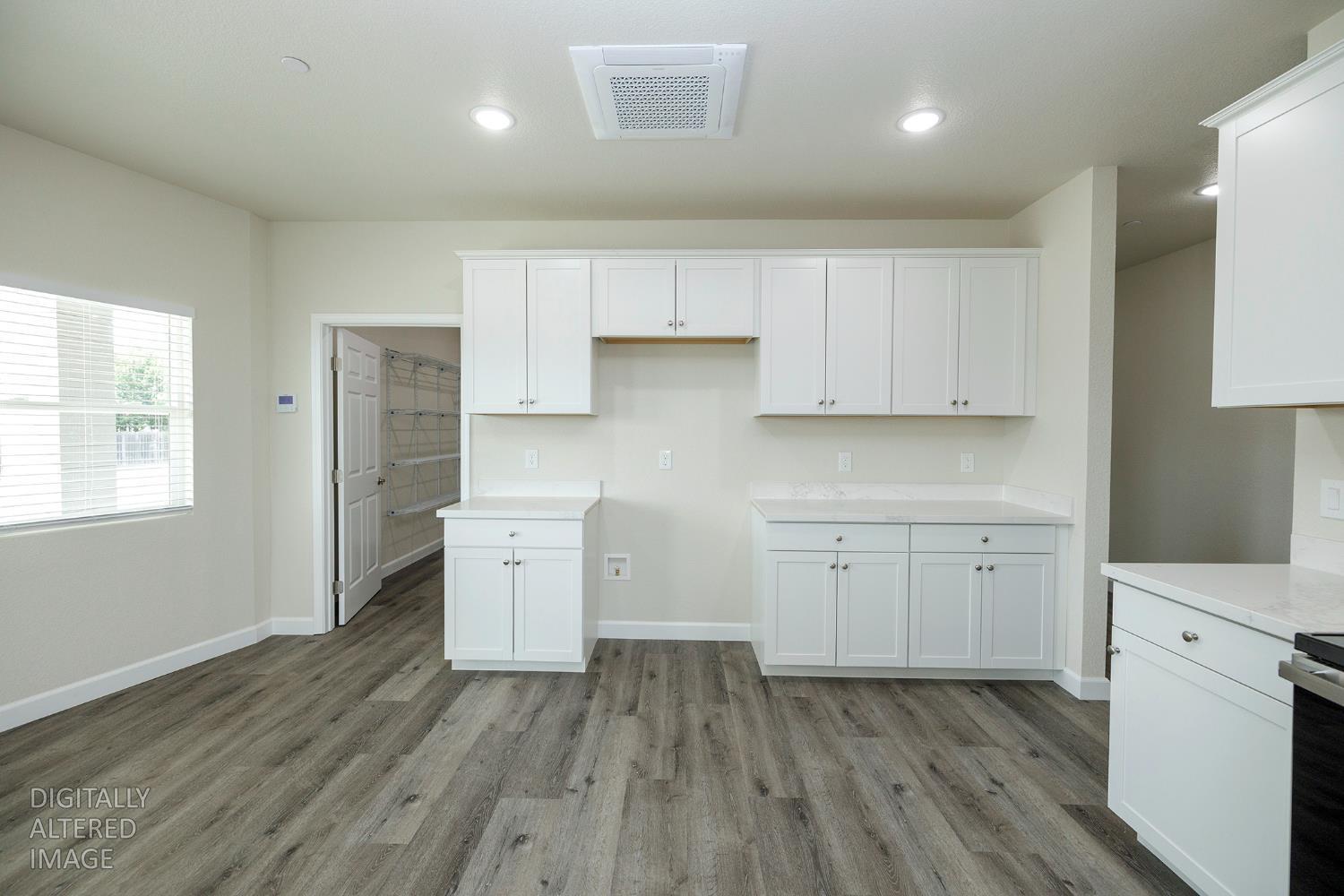 720 N 2nd St, Patterson, CA 95363