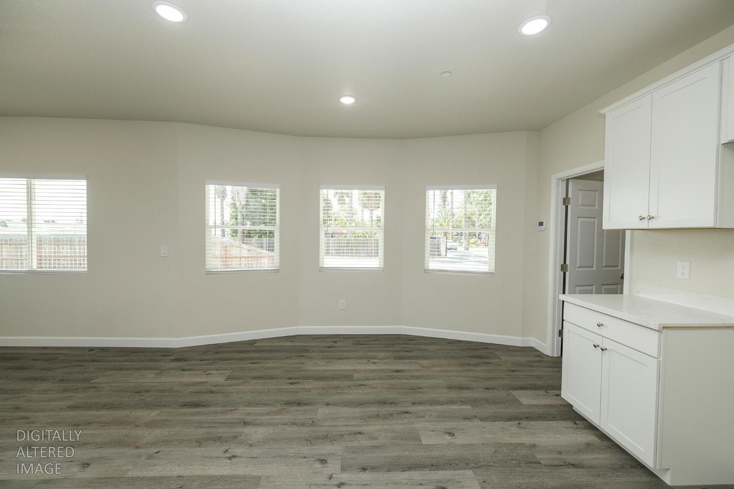 720 N 2nd St, Patterson, CA 95363
