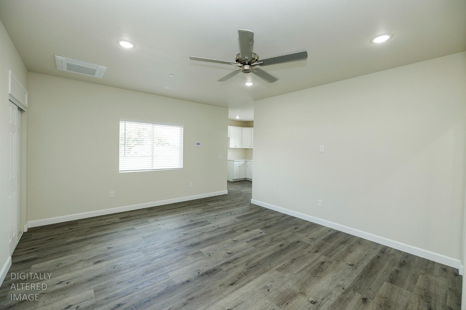 720 N 2nd St, Patterson, CA 95363