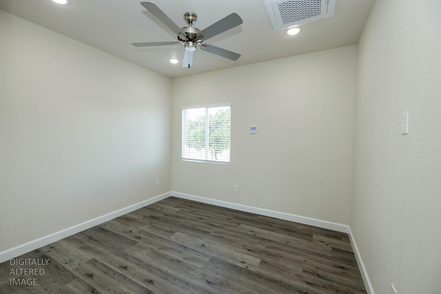 720 N 2nd St, Patterson, CA 95363