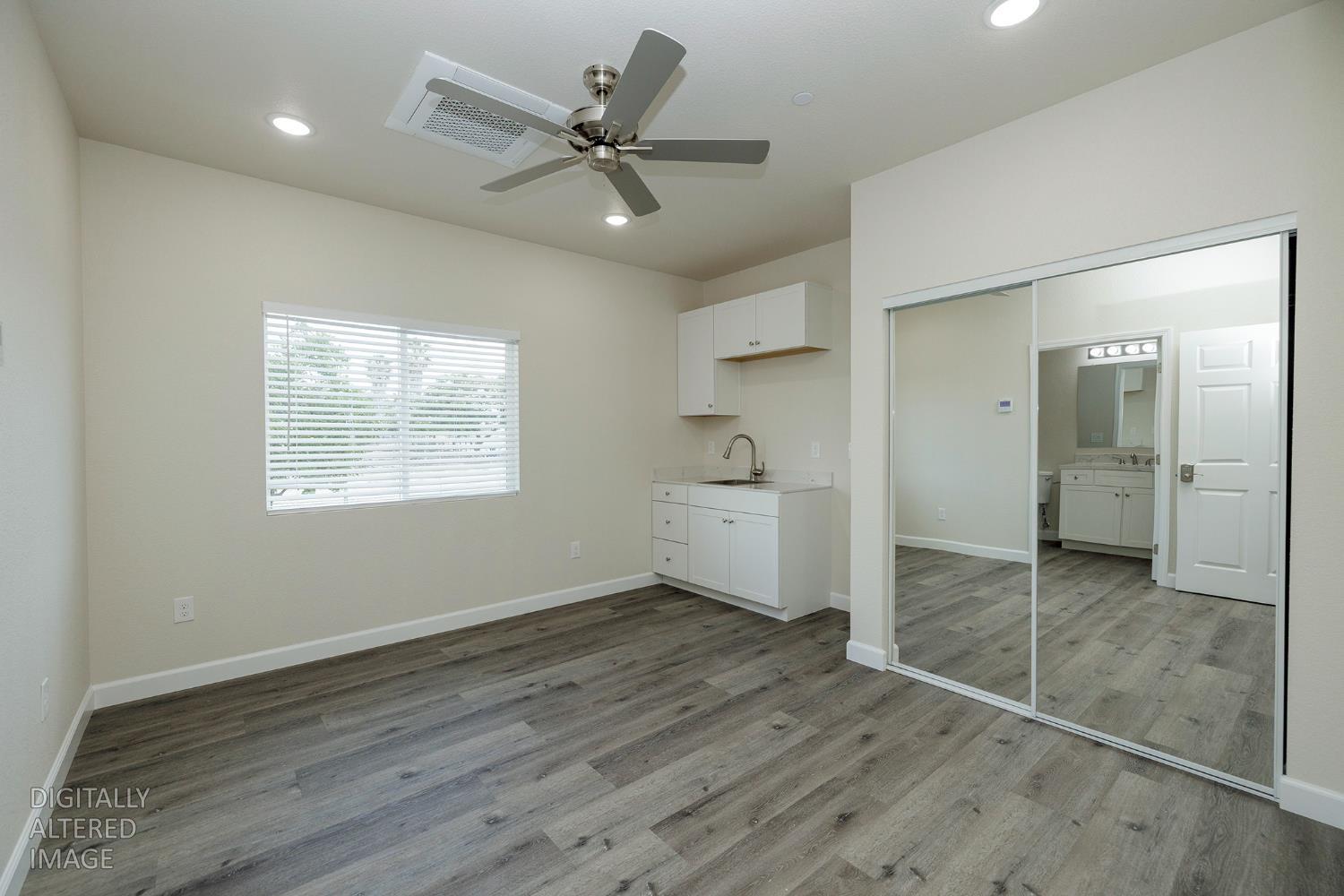 720 N 2nd St, Patterson, CA 95363