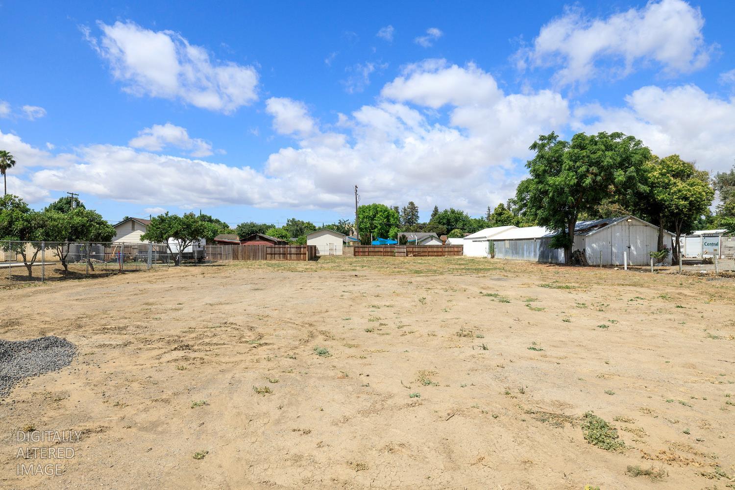 720 N 2nd St, Patterson, CA 95363