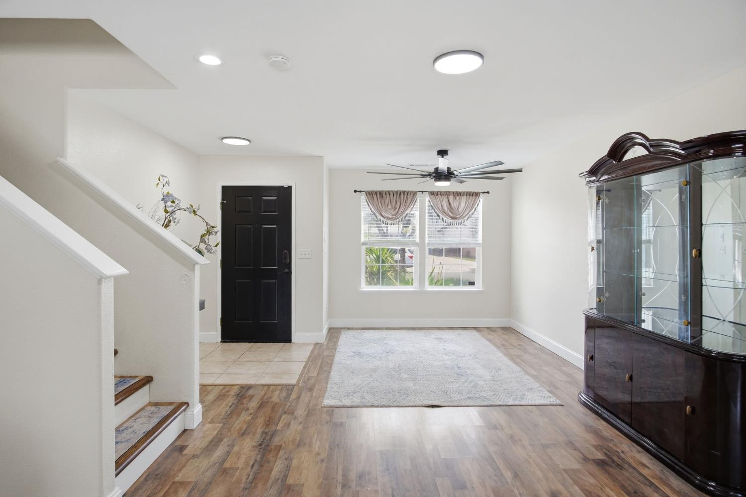 1175 Evening Star Dr, Merced, CA 95348