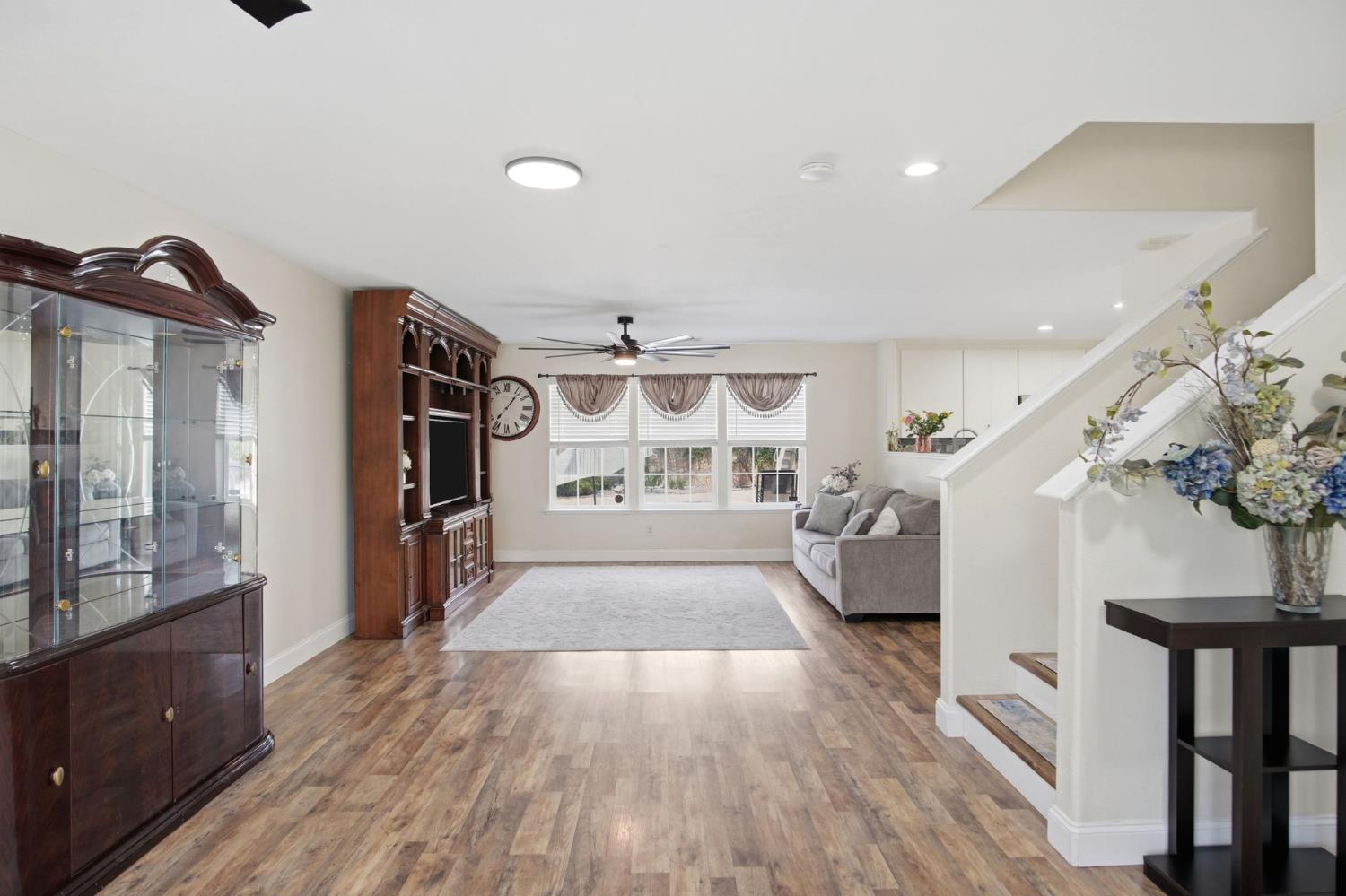 1175 Evening Star Dr, Merced, CA 95348