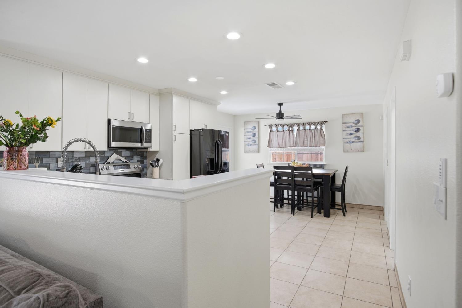 1175 Evening Star Dr, Merced, CA 95348