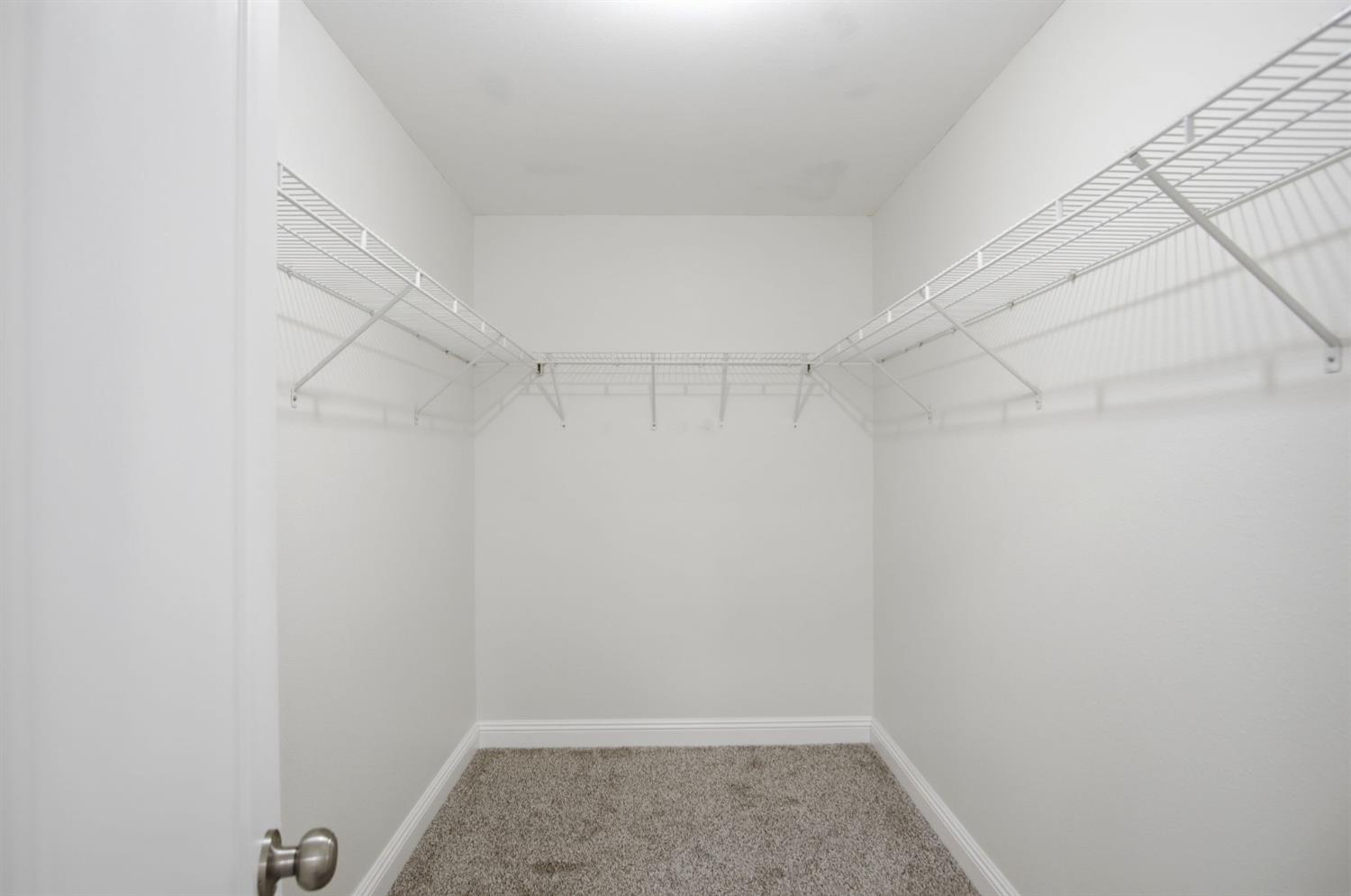 1175 Evening Star Dr, Merced, CA 95348