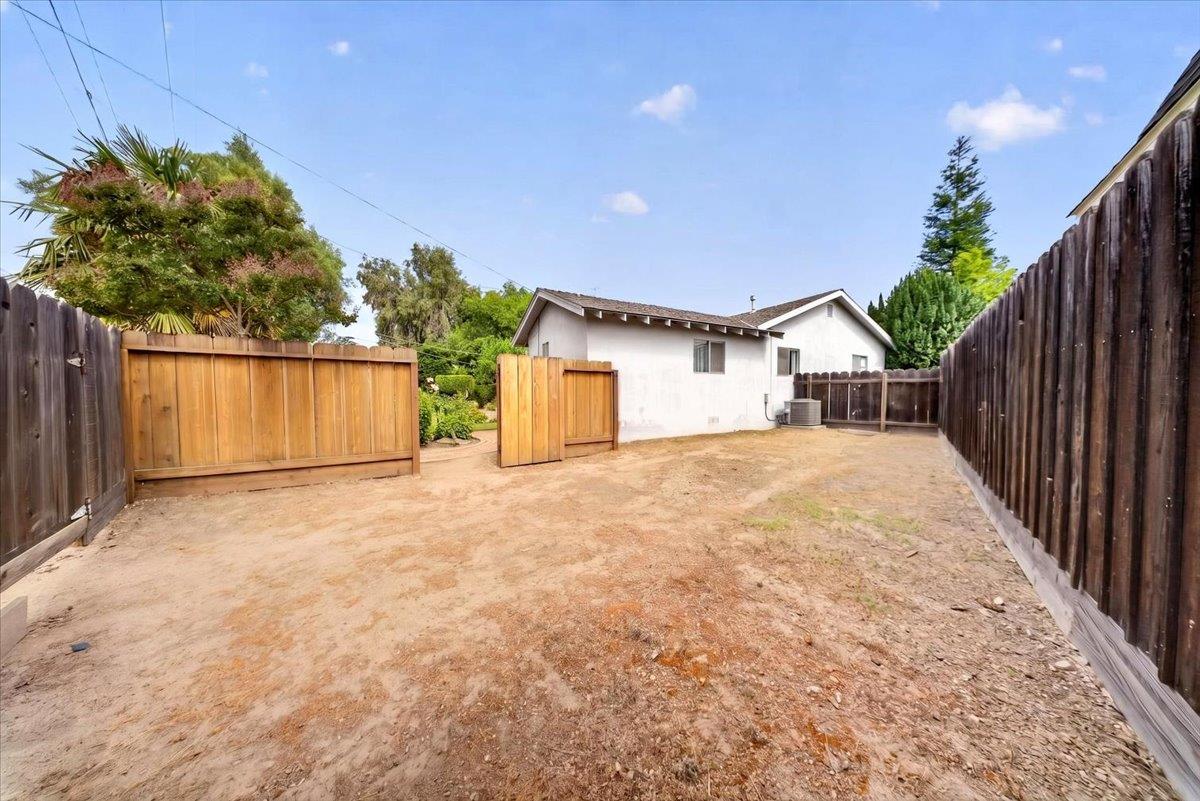 Open Photo