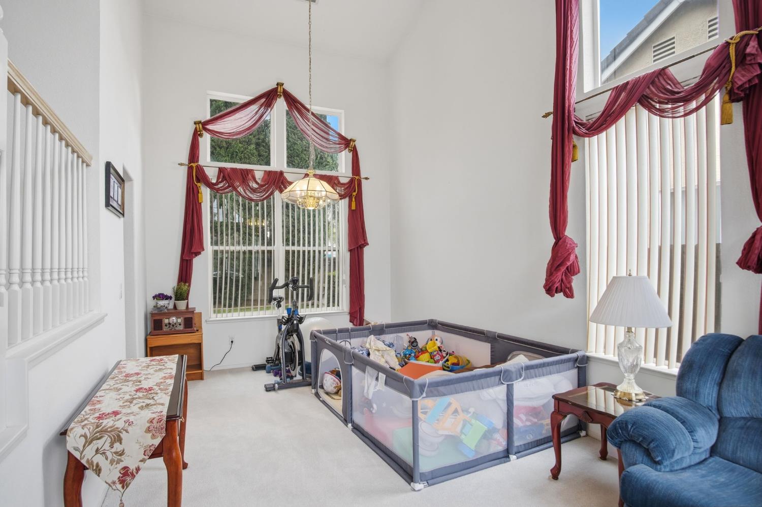 1838 N Rail St, Manteca, CA 95337