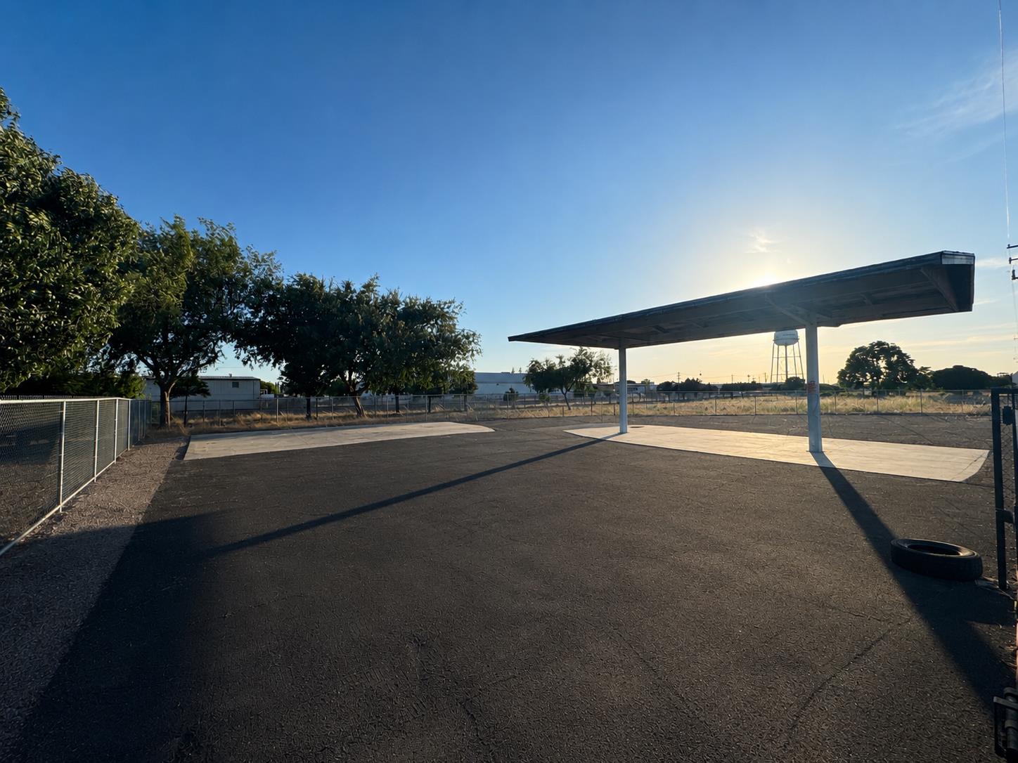 466 Moffat Blvd, Manteca, CA 95336