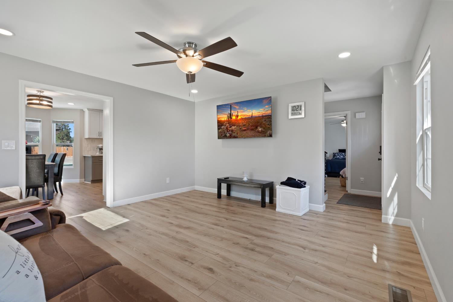 2039 Cambridge Dr, Atwater, CA 95301