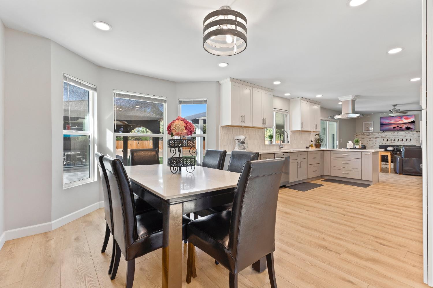 2039 Cambridge Dr, Atwater, CA 95301
