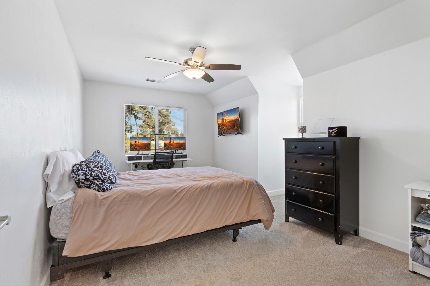 2039 Cambridge Dr, Atwater, CA 95301