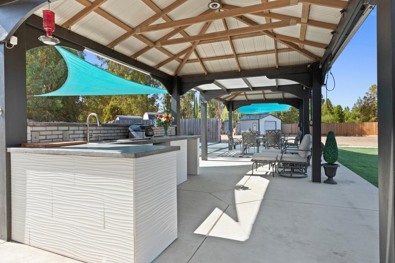 2039 Cambridge Dr, Atwater, CA 95301