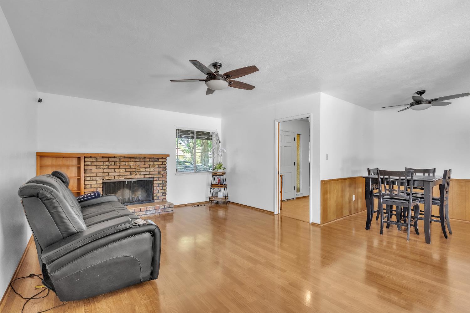 1608 Kruger Dr, Modesto, CA 95355