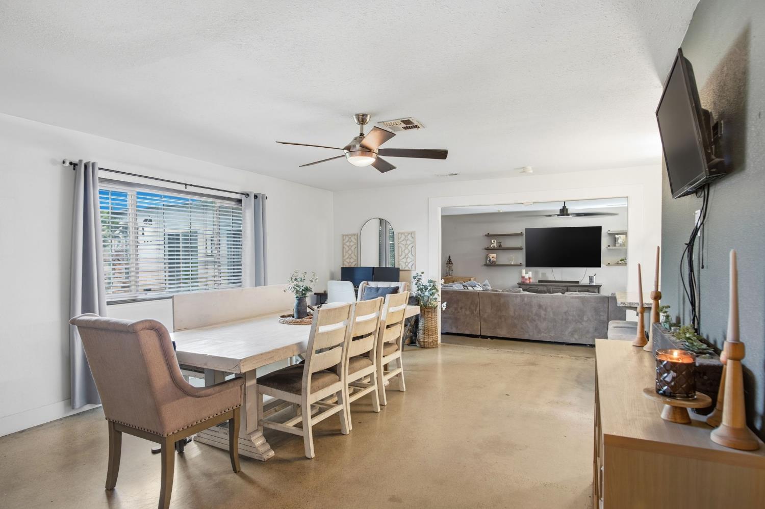 1654 Prusso St, Livingston, CA 95334