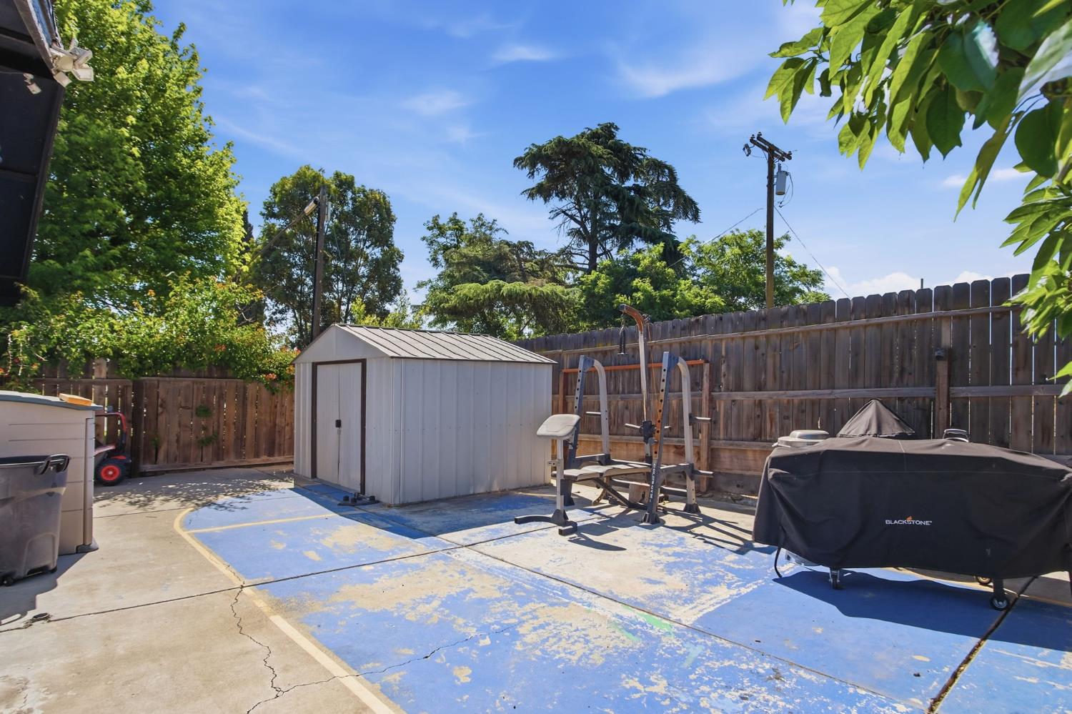 1654 Prusso St, Livingston, CA 95334