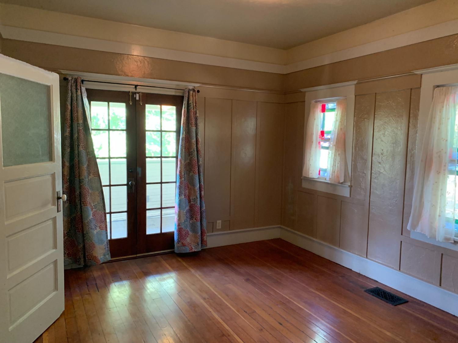 700 Wellsford Rd, Modesto, CA 95357