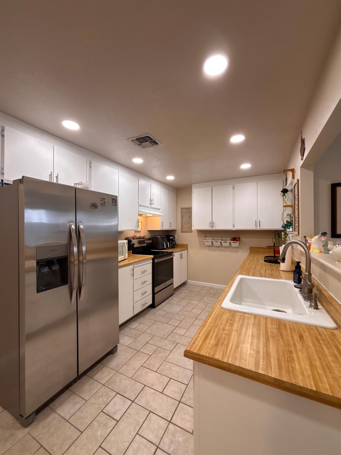757 Clemens Ct, Ripon, CA 95366