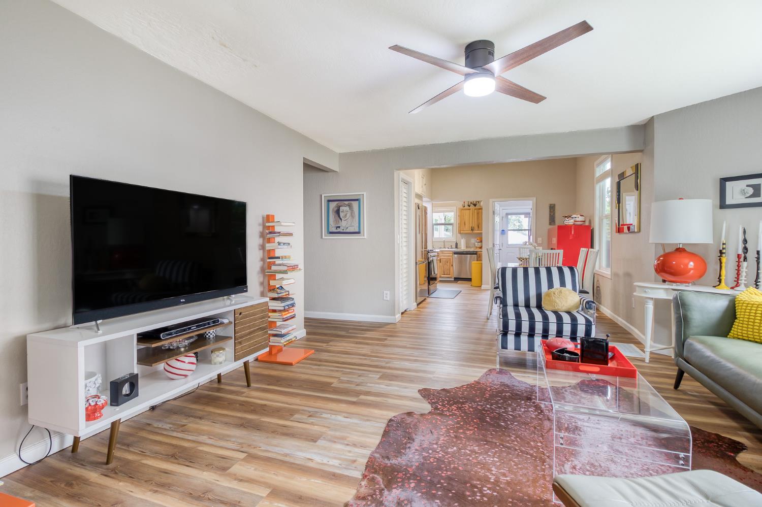 1042 R St, Newman, CA 95360
